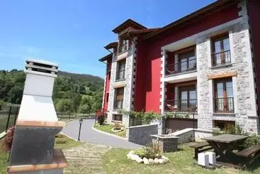 Apartamentos Rurales La Viña - Corao