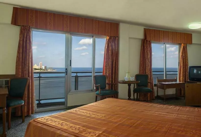 Fotos del hotel Deauville:  15