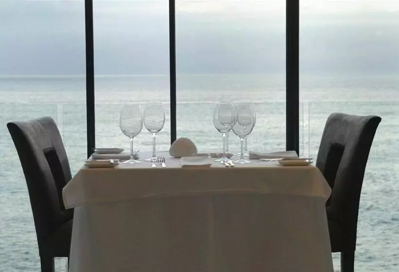 Fotos del hotel Ambassador Hotel:  17