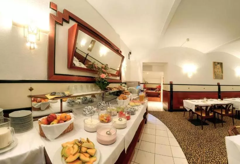 Fotos del hotel Carlton Opera:  5