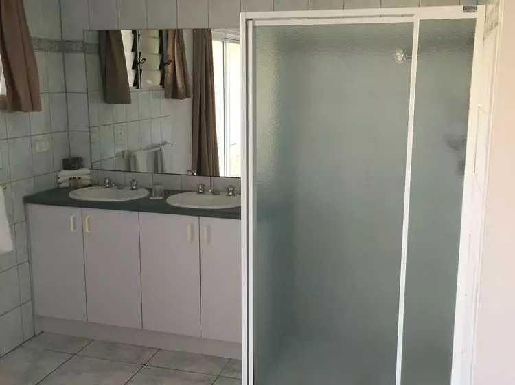 Fotos del hotel Mediterranean All Suites:  11