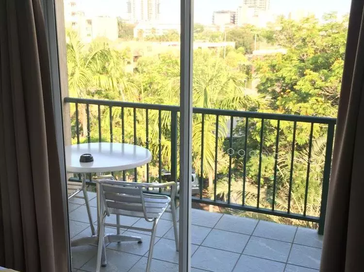 Fotos del hotel Mediterranean All Suites:  16