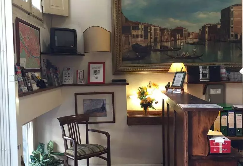 Fotos del hotel Airone:  22