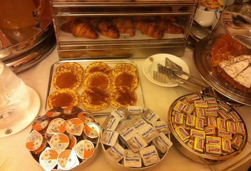 Fotos del hotel Lisbona:  10