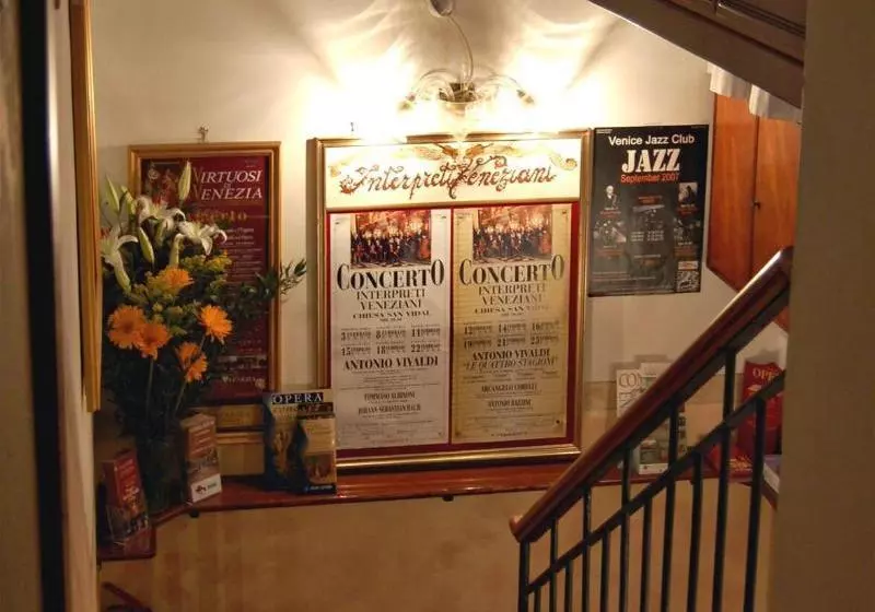 Fotos del hotel Locanda Armizo:  6