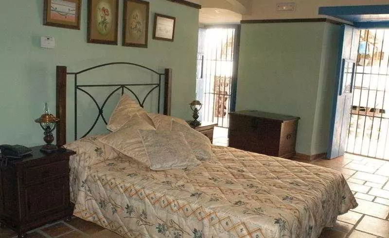 Fotos del hotel Beltrán de Santa Cruz:  7