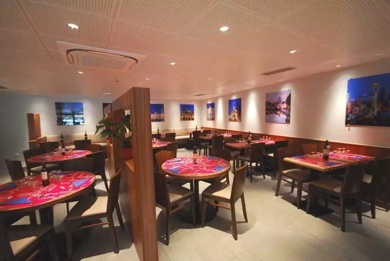 Fotos del hotel Arcades:  4