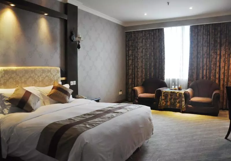 Fotos del hotel Continental Grand (wu Zhou):  2