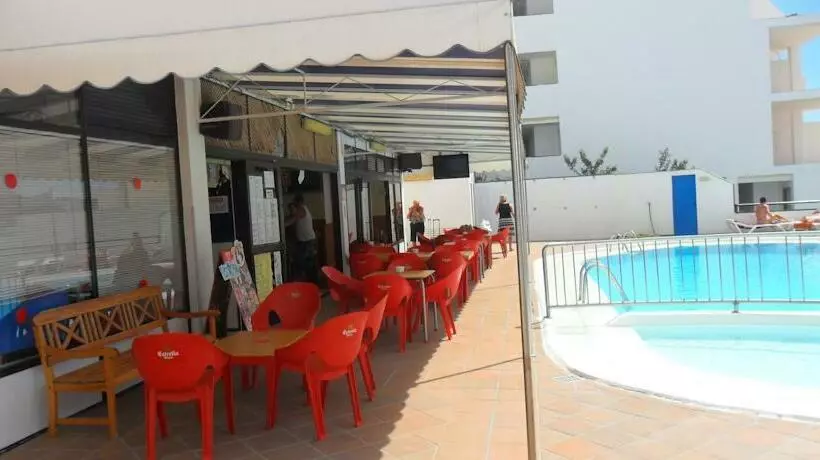 Fotos del hotel Apartamentos Carlota:  22