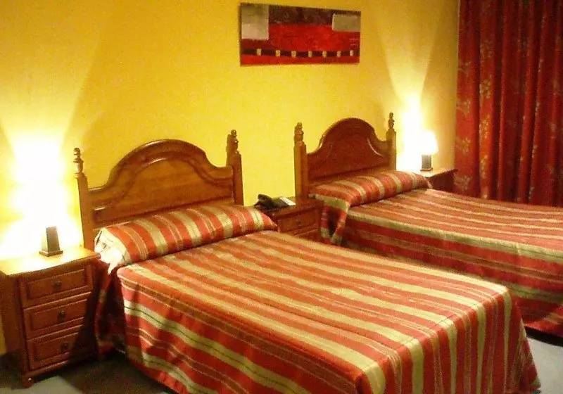 Fotos del hotel Topacio:  11