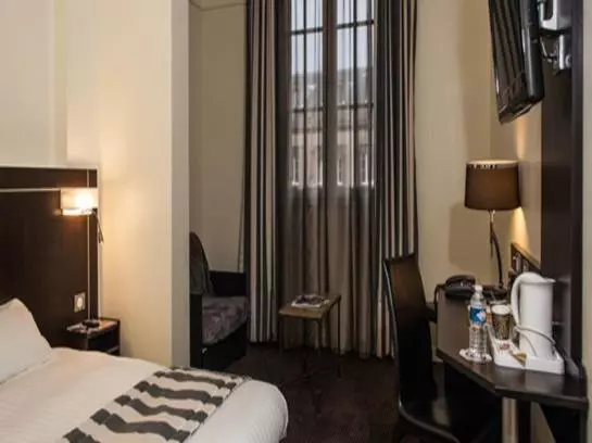 Fotos del hotel Kyriad Paris 10 Gare de L'Est:  4