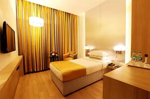 Mumbai Metro  The Executive