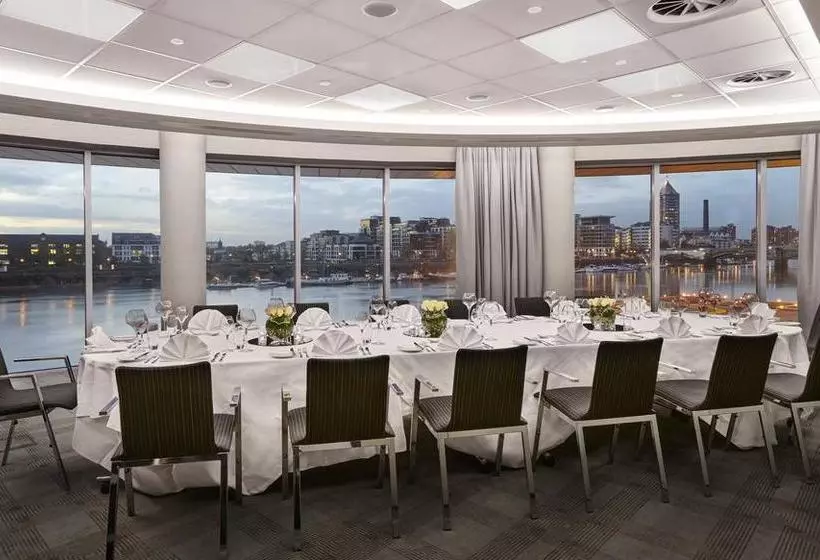 Fotos del hotel Crowne Plaza London  Battersea:  15