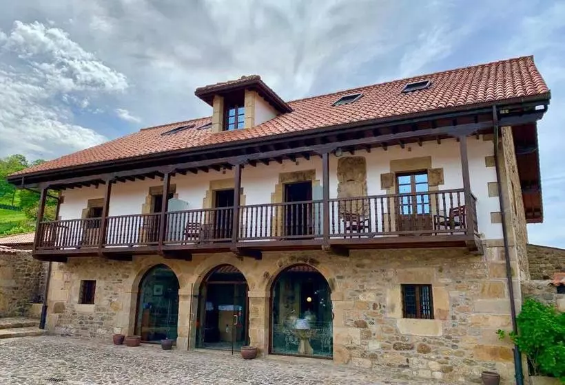 Fotos del hotel Suites Valles Pasiegos:  6