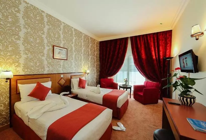 Fotos del hotel Jonrad Hotel:  8