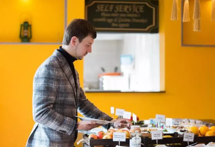 Fotos del hotel Rose Garden Suites:  9