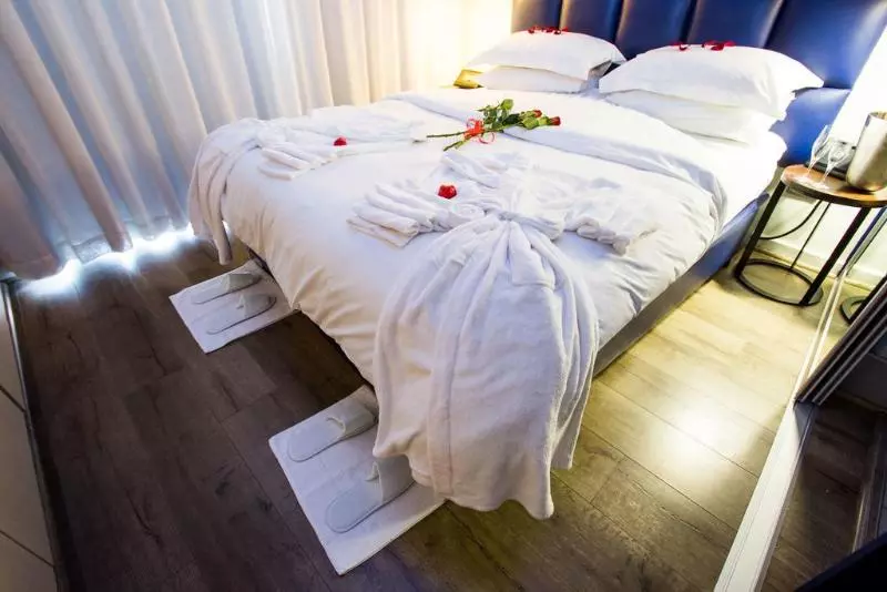 Fotos del hotel Genesis Allsuite:  10