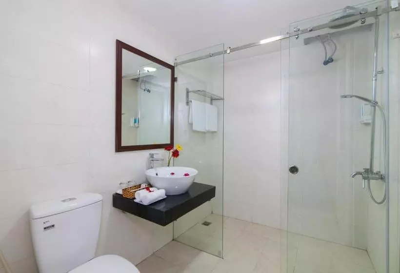 Fotos del hotel Iris Legend:  4