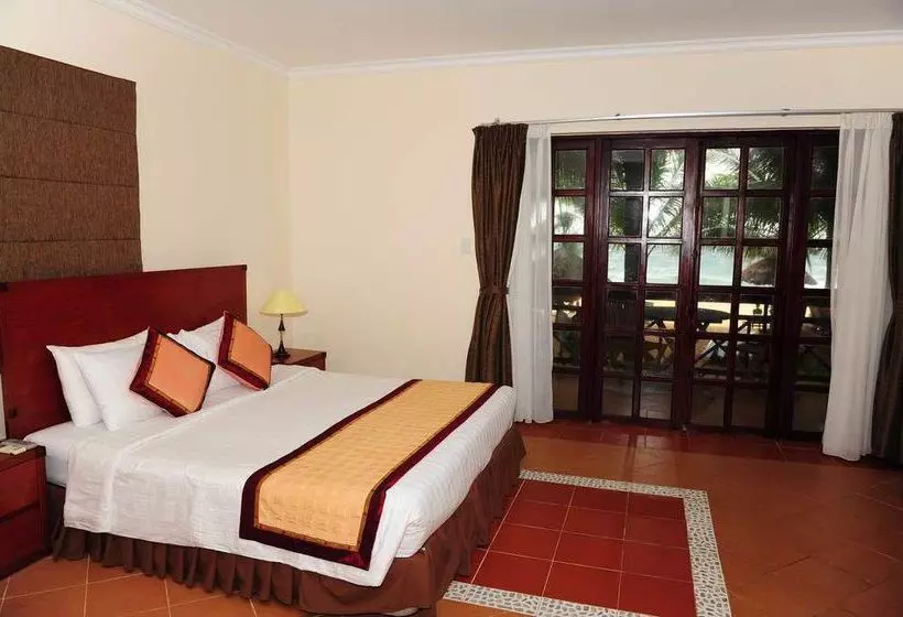 Fotos del hotel Sasco Blue Lagoon Resort:  17