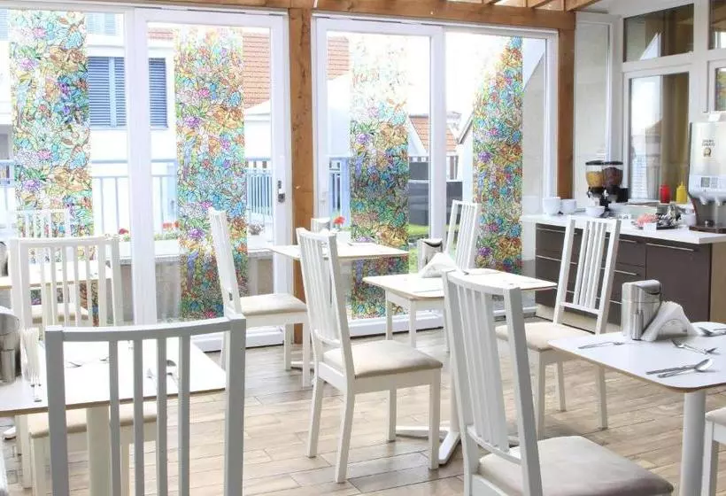 Fotos del hotel Garay Terrace Residence:  13