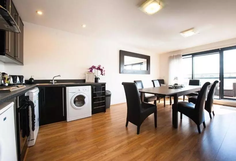 Fotos del hotel Westport Serviced Apartments:  9