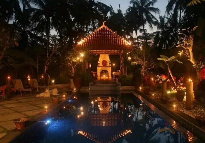 Fotos del hotel Villa Pakem:  7