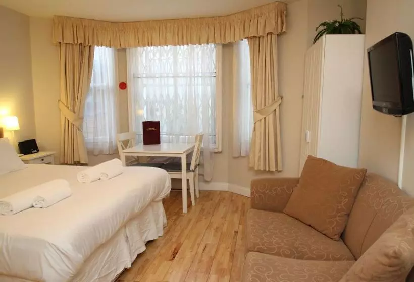 Fotos del hotel Castletown House:  17