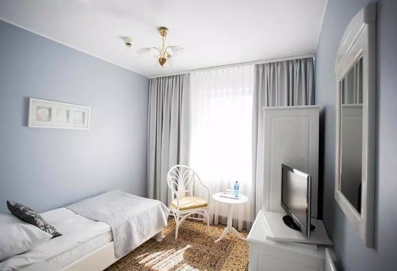 Fotos del hotel Renusz:  9