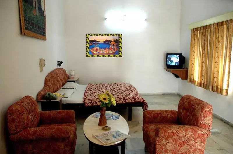 Fotos del hotel Saheli Palace:  13