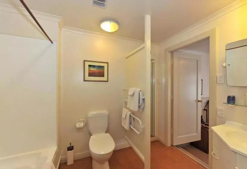 Fotos del hotel Shelbourne Villa:  3