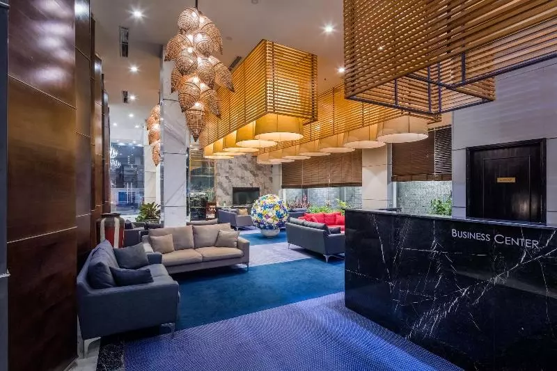 Fotos del hotel Charm Suite Residence Saigon:  2