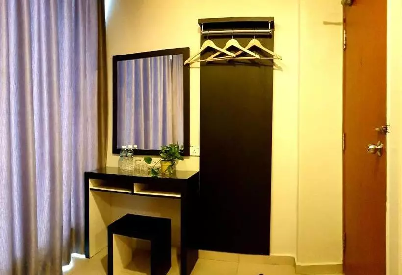 Fotos del hotel Golden Court   Tun Abdul Razak:  22