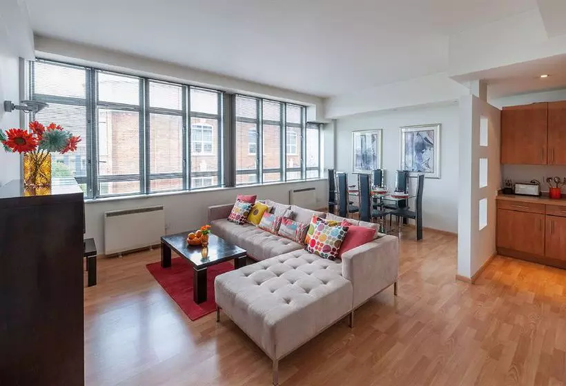 Smart City – City Road