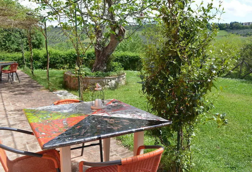 Fotos del hotel Agriturismo La Volpe E L Uva:  3