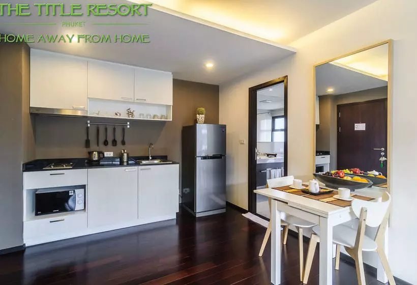 Fotos del hotel The Title East Wing By Trips Phuket:  5