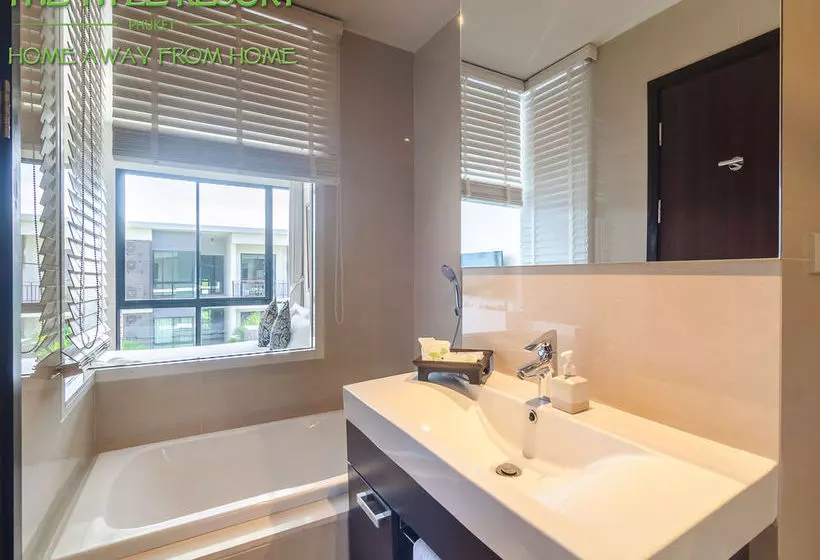 Fotos del hotel The Title East Wing By Trips Phuket:  15