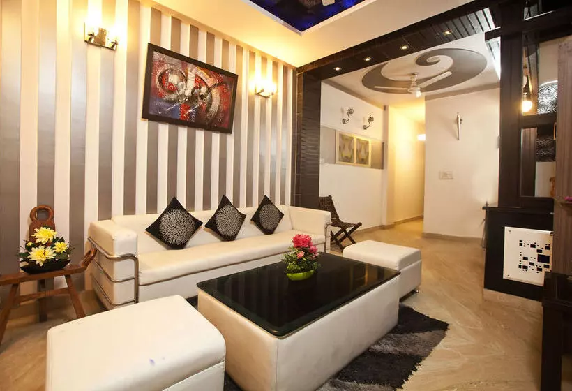 Fotos del hotel Oyo Rooms Rajouri Garden:  25