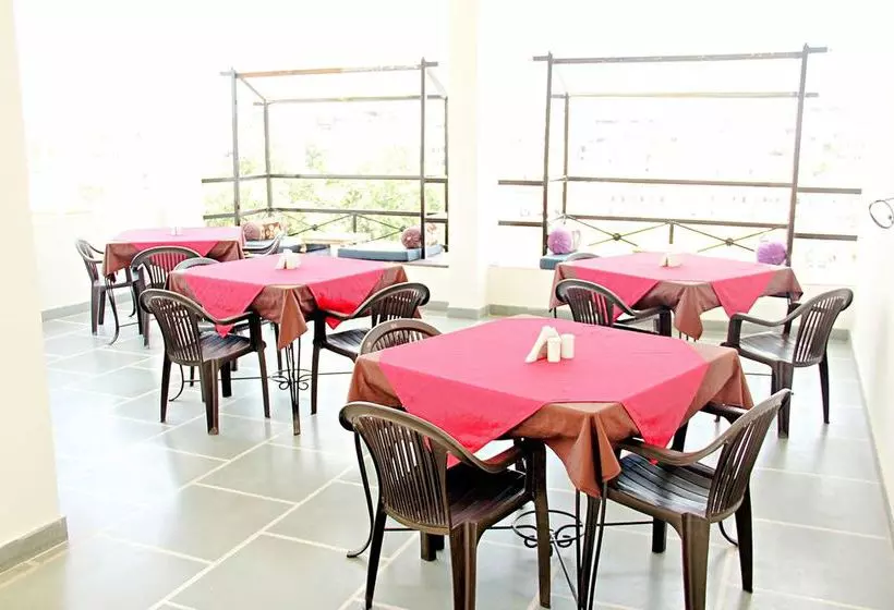 Fotos del hotel Gaj Vilas:  4