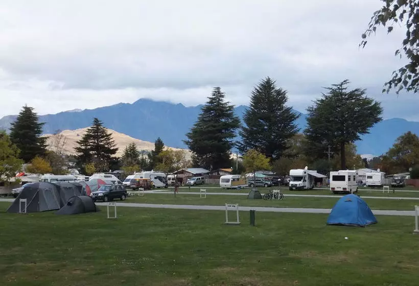 Fotos del hotel Queenstown Lakeview Holiday Park:  2