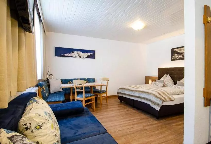 Fotos del hotel Appartementhaus Chalet Sofie:  12