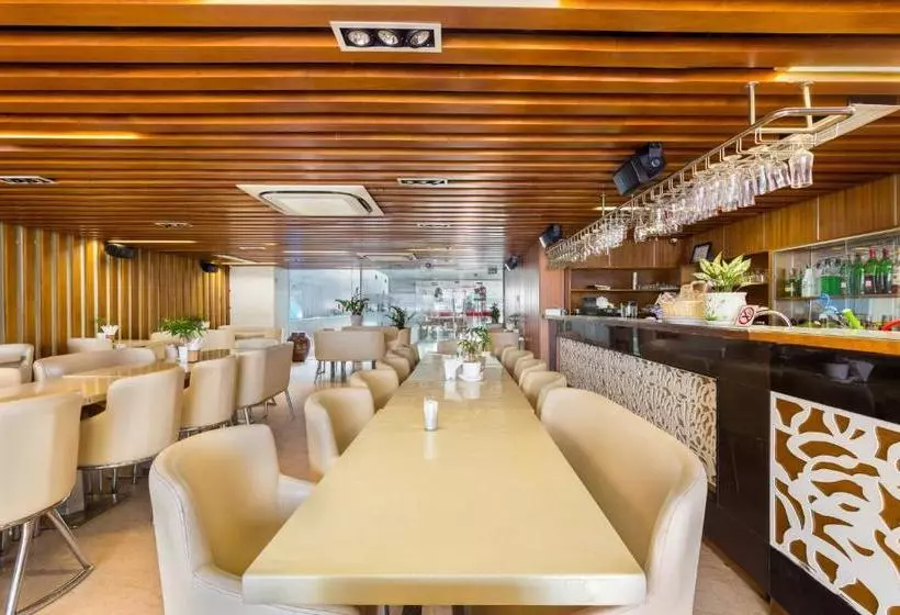 Fotos del hotel Capital O 1038 Mismo:  4