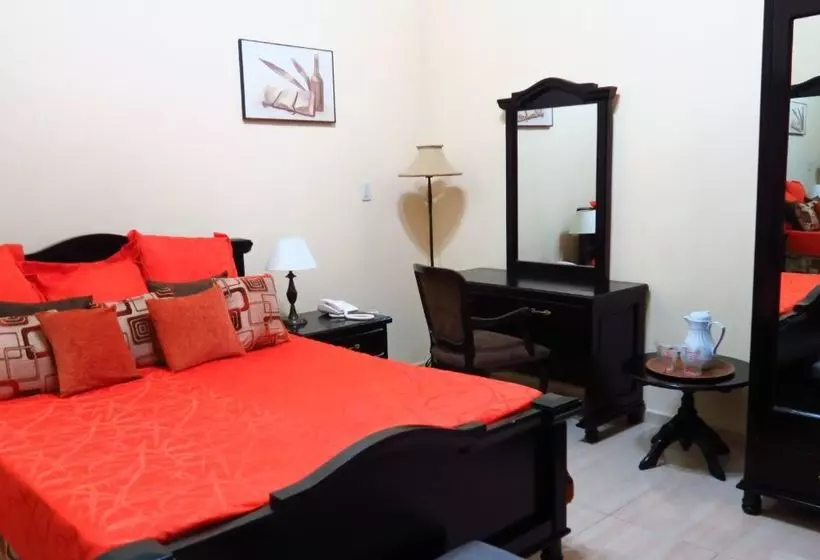 Hotel E La Avellaneda