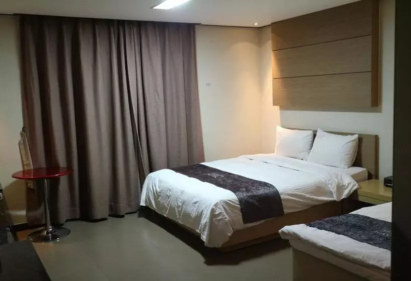 Fotos del hotel Inaver:  2