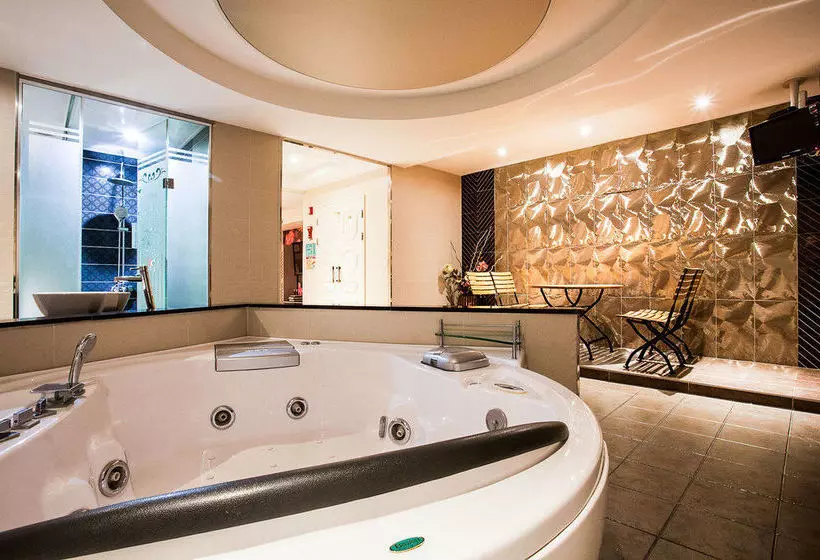 Fotos del hotel Lanuit:  5