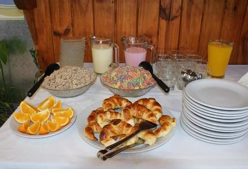 El Mana Rentals Apartments