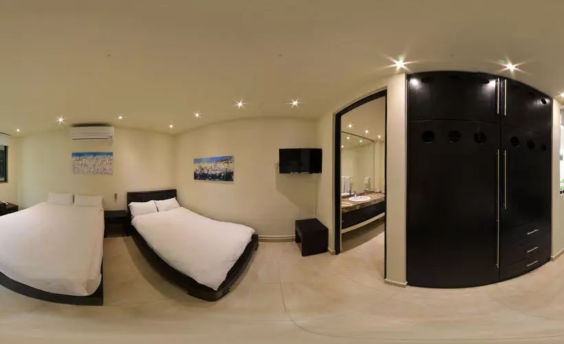 Fotos del hotel 770:  2