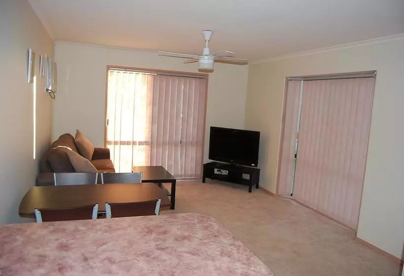 Fotos del hotel Holbrook Settlers Motel:  19