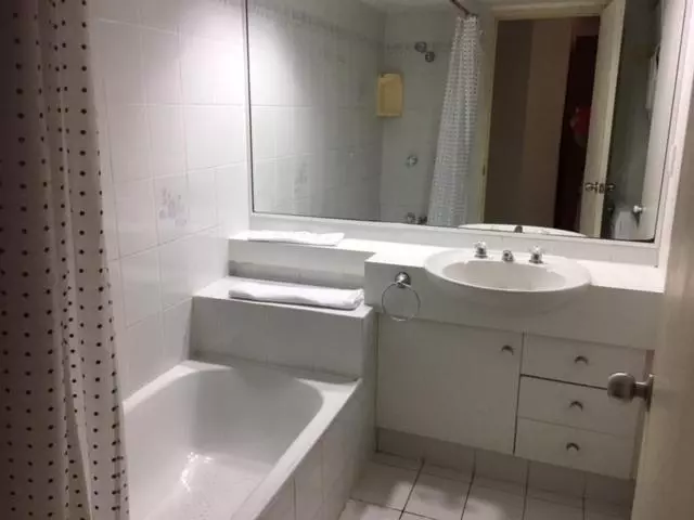 Fotos del hotel Anchordown Apartments:  5