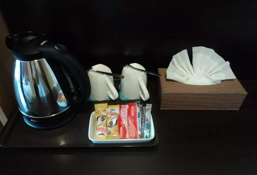 Fotos del hotel 101 Holiday Suite:  19