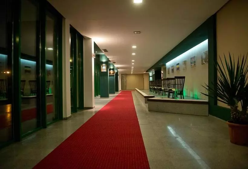 Fotos del hotel Siret:  13